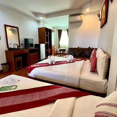 Sawadeelanna Hotel Nan Buitenkant foto