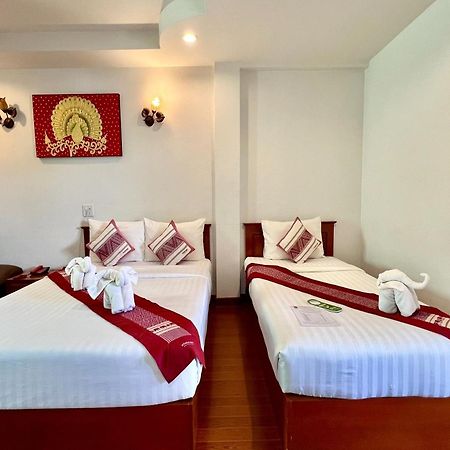 Sawadeelanna Hotel Nan Buitenkant foto