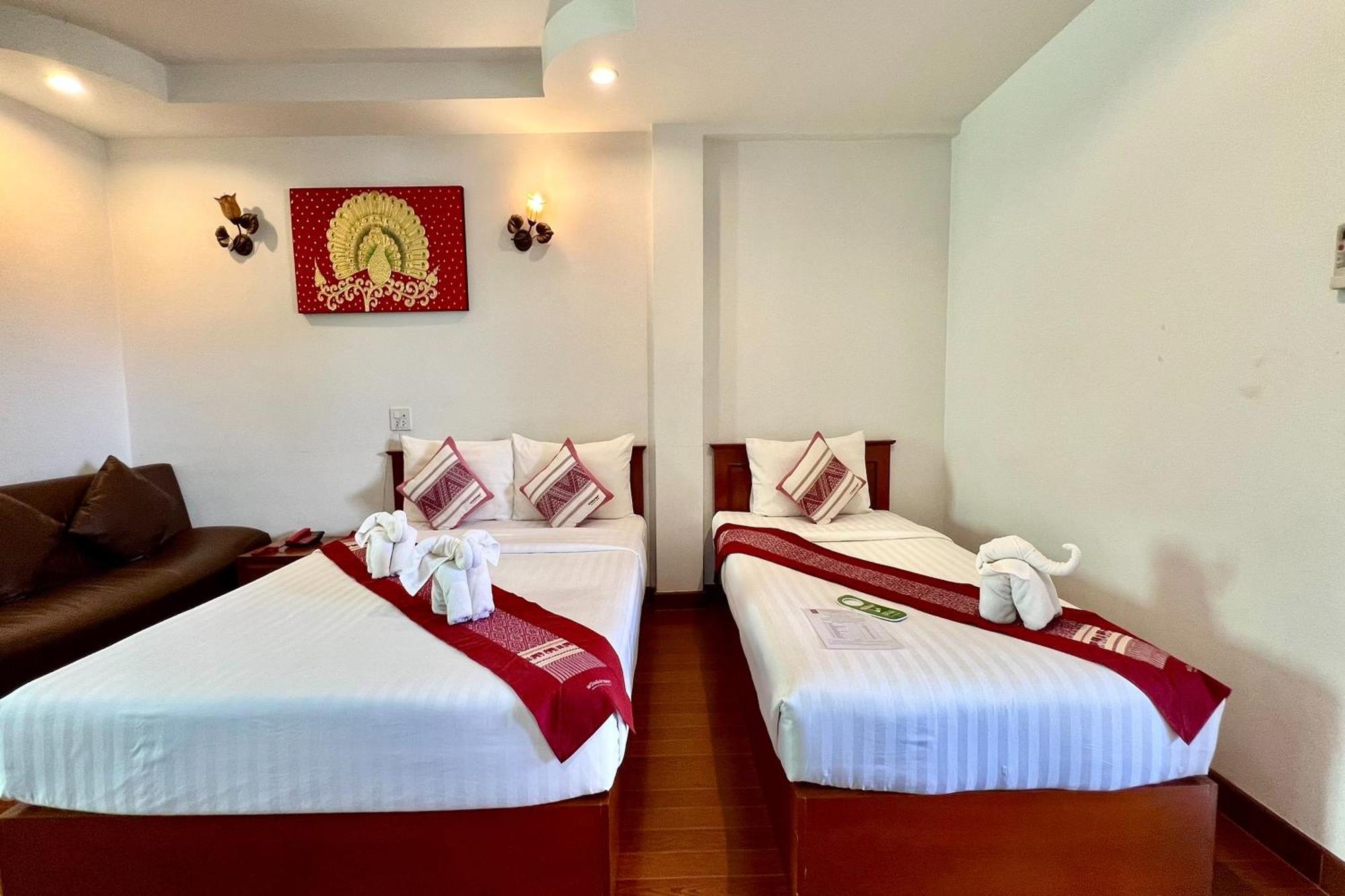 Sawadeelanna Hotel Nan Buitenkant foto