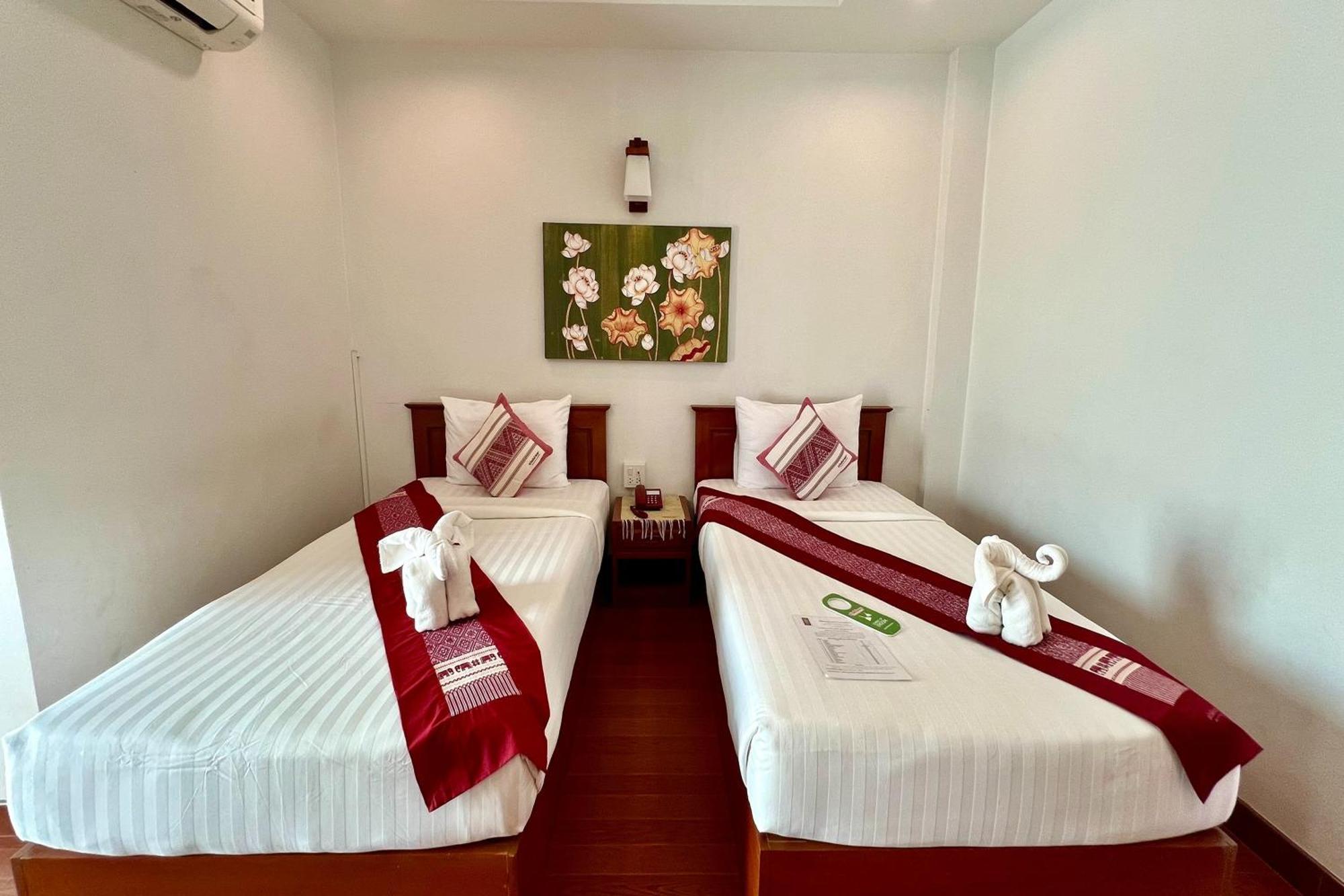 Sawadeelanna Hotel Nan Buitenkant foto
