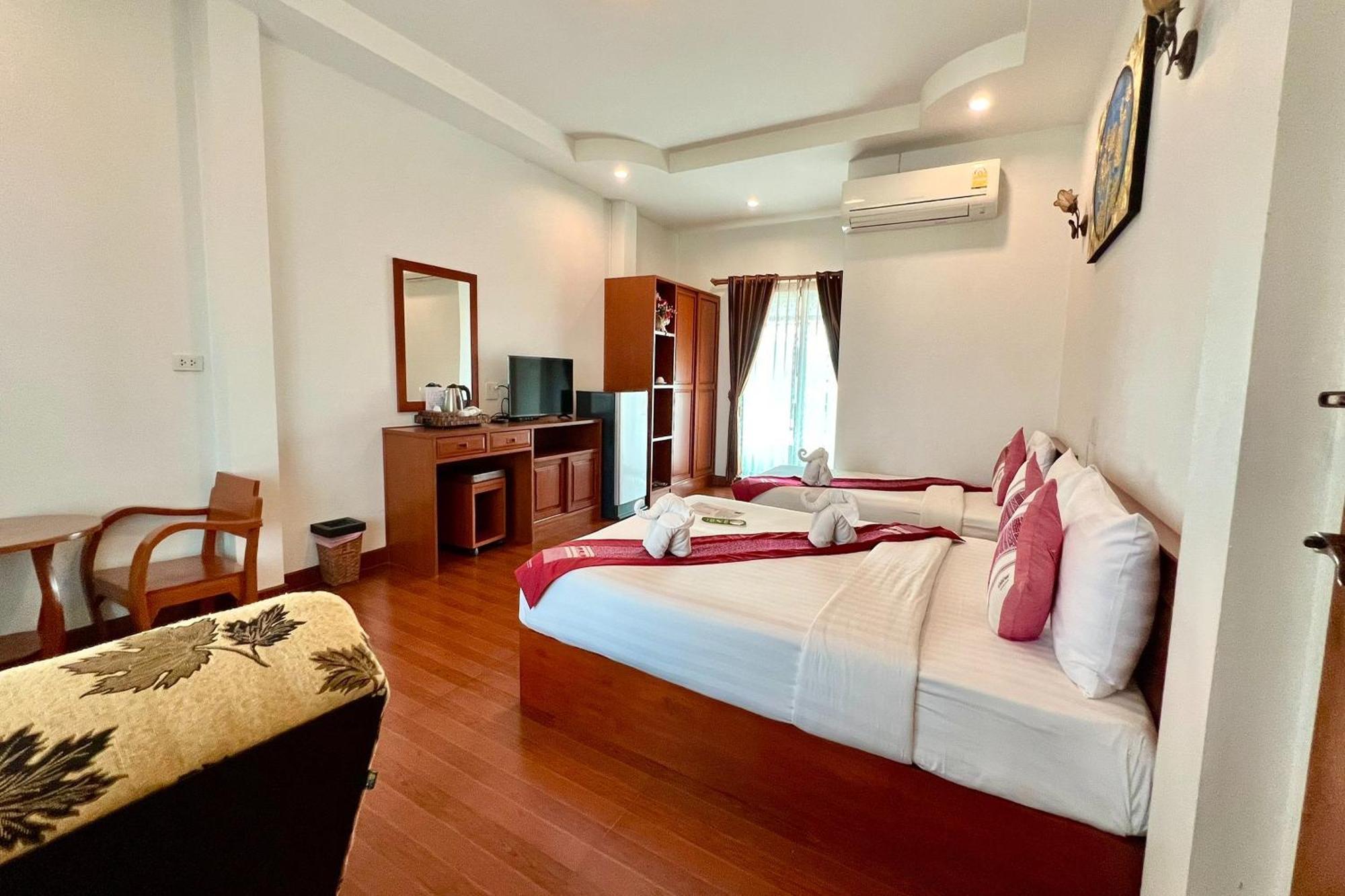 Sawadeelanna Hotel Nan Buitenkant foto