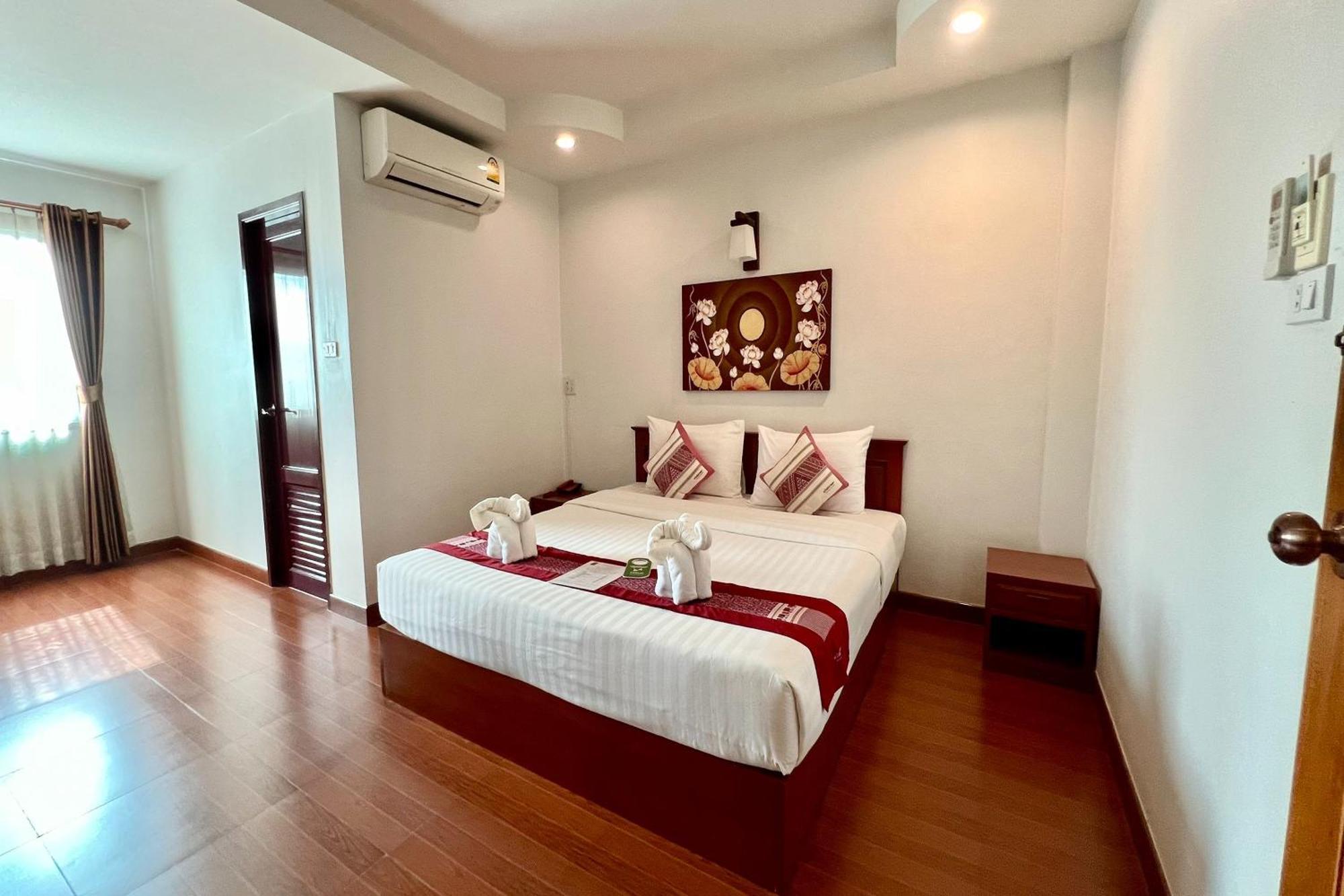 Sawadeelanna Hotel Nan Buitenkant foto