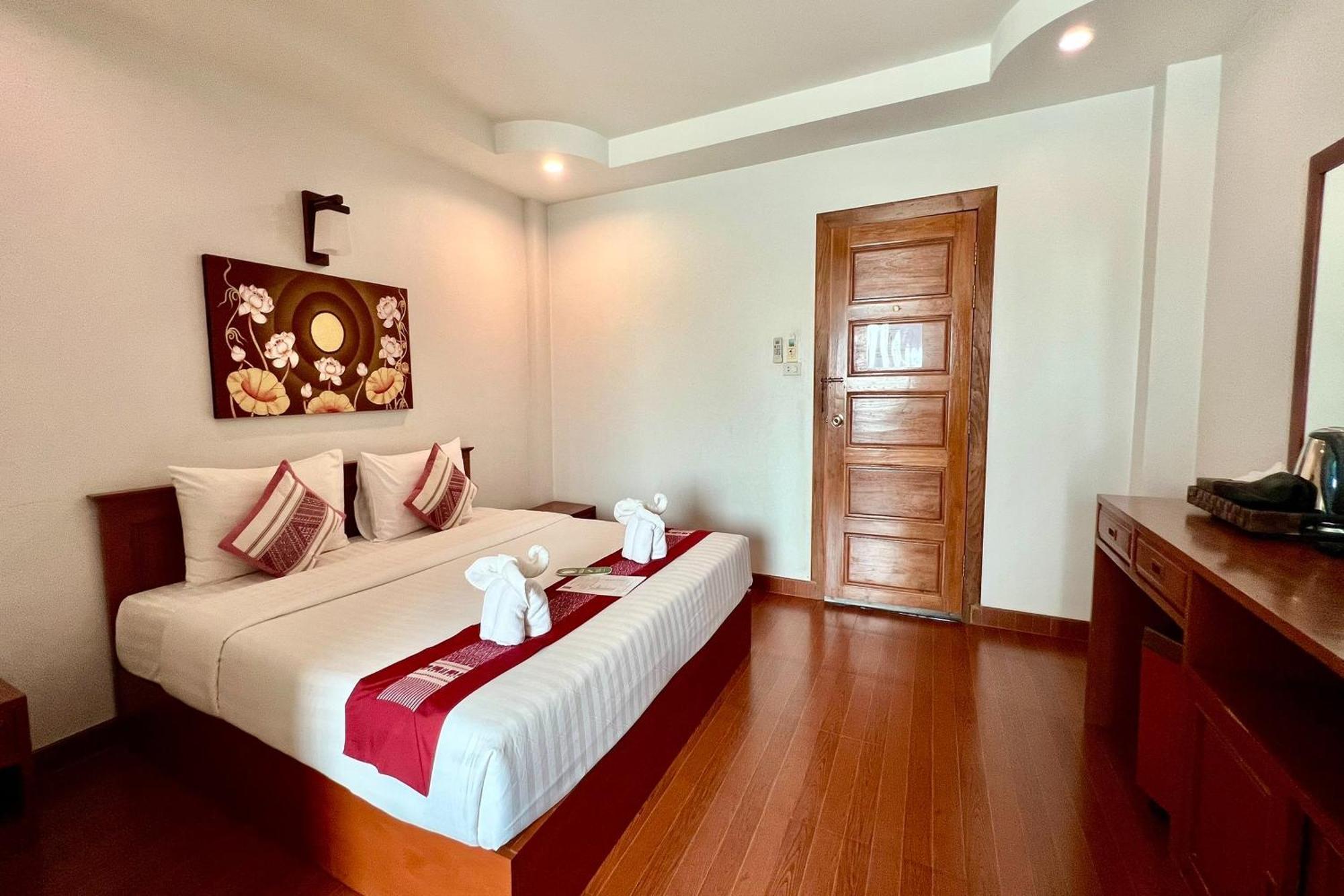 Sawadeelanna Hotel Nan Buitenkant foto