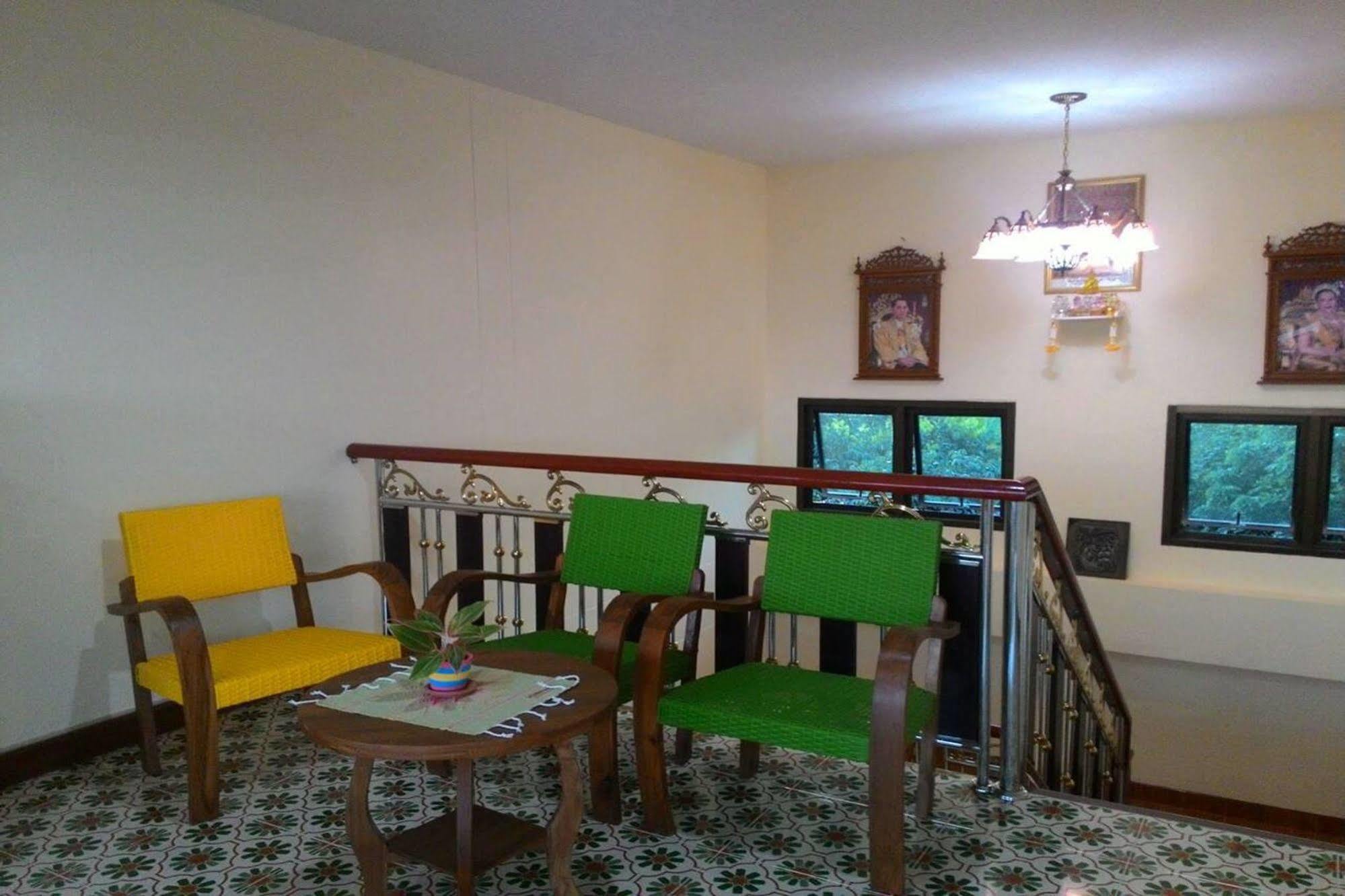 Sawadeelanna Hotel Nan Buitenkant foto
