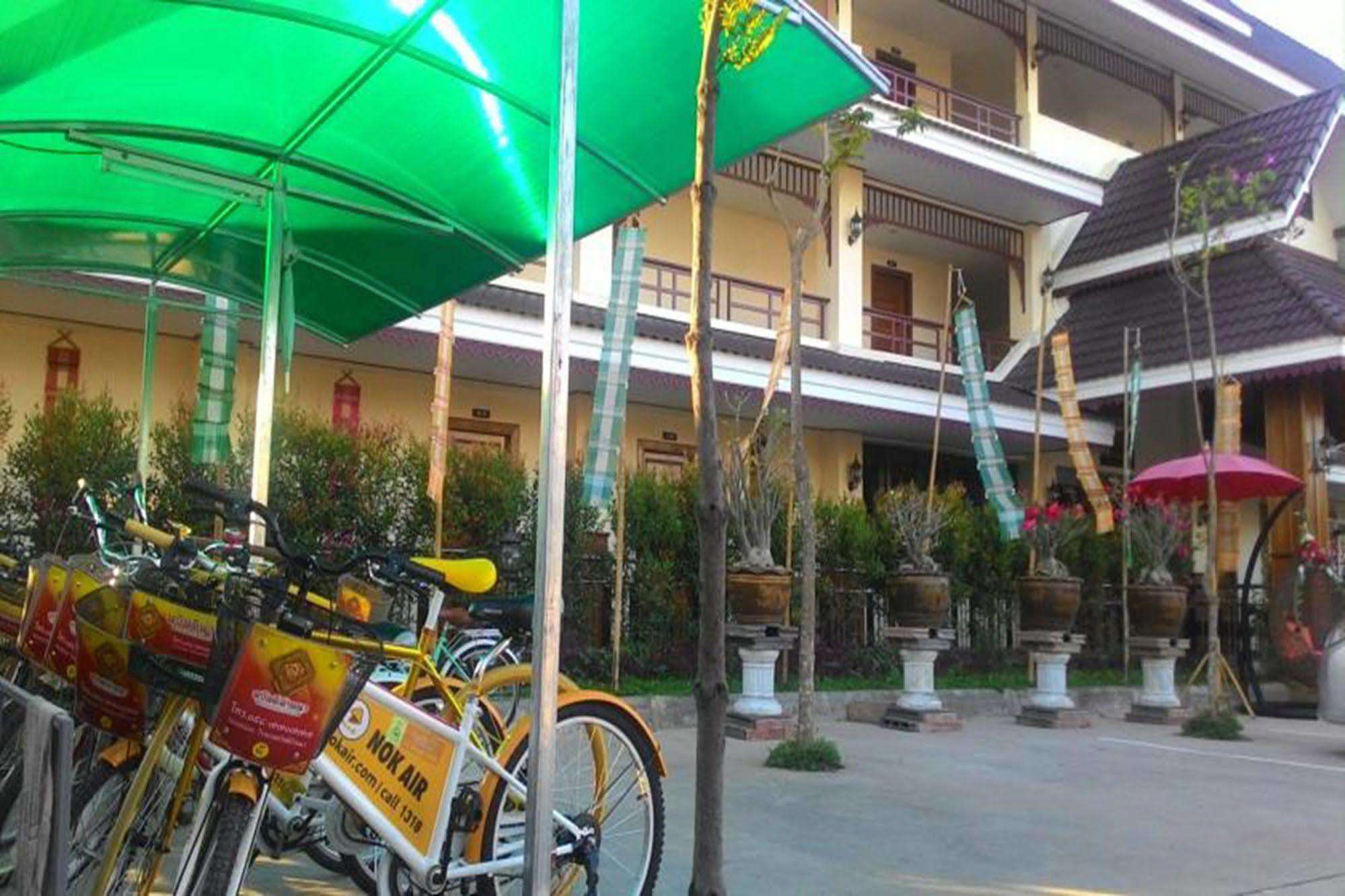 Sawadeelanna Hotel Nan Buitenkant foto